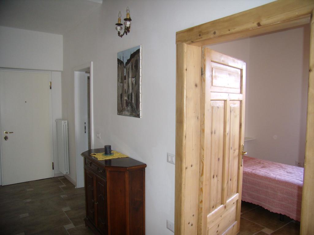 CasaVarone Riva del Garda Habitación foto
